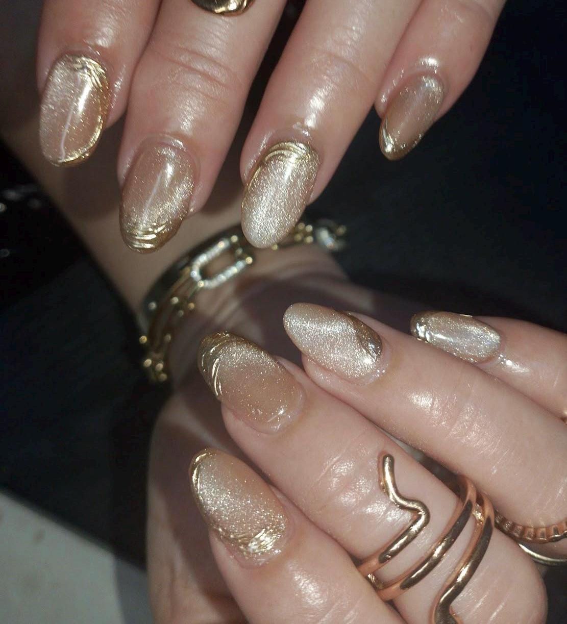 Handmade Press On Nails: Glue Ons, Gel, Almond Round Short, Xmas Winter Christmas