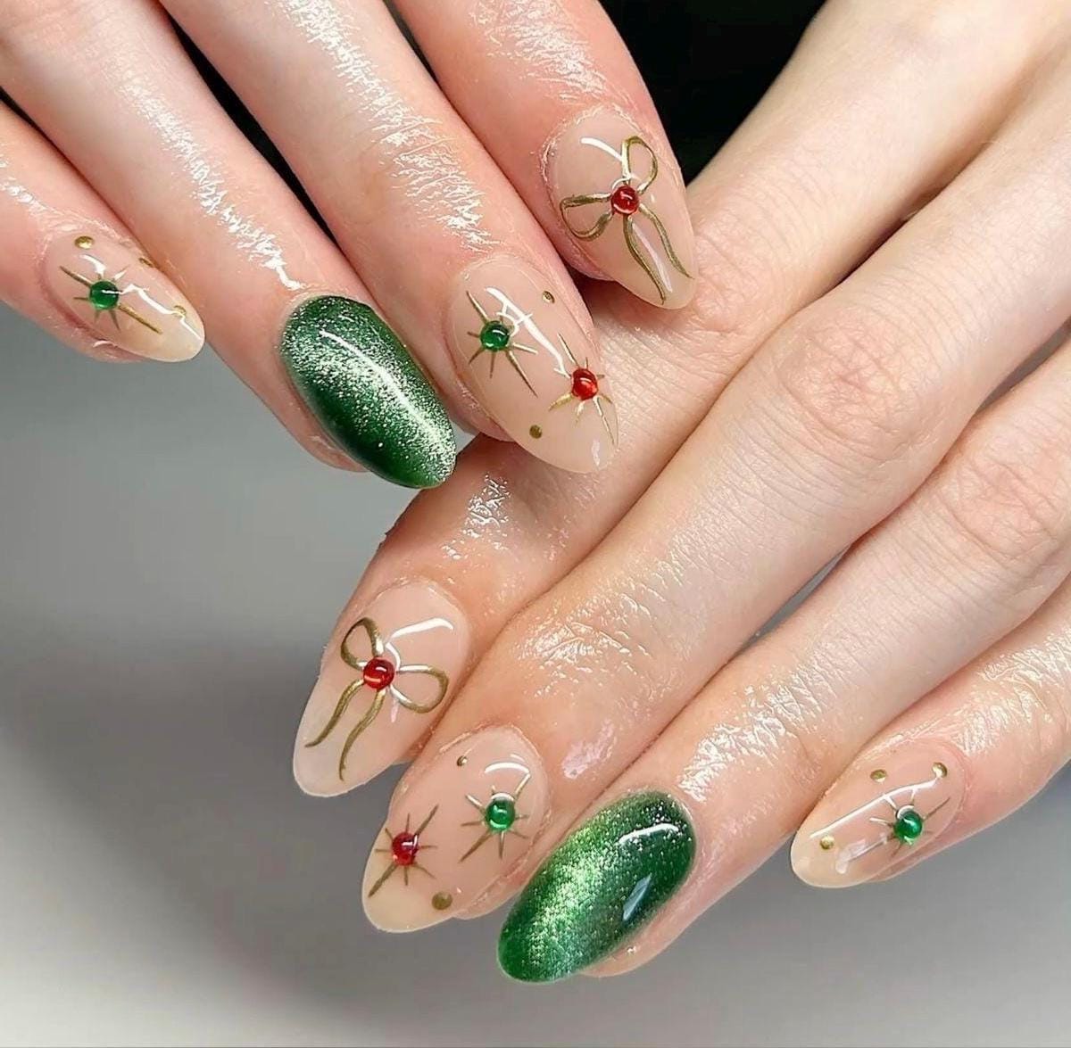 Handmade Press On Nails: Glue Ons, Gel, Almond Round Short, Xmas Winter Christmas