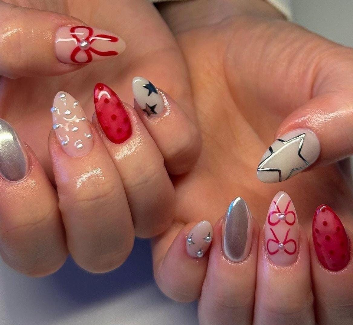 Handmade Press On Nails: Glue Ons, Gel, Almond Round Short, Xmas Winter Christmas