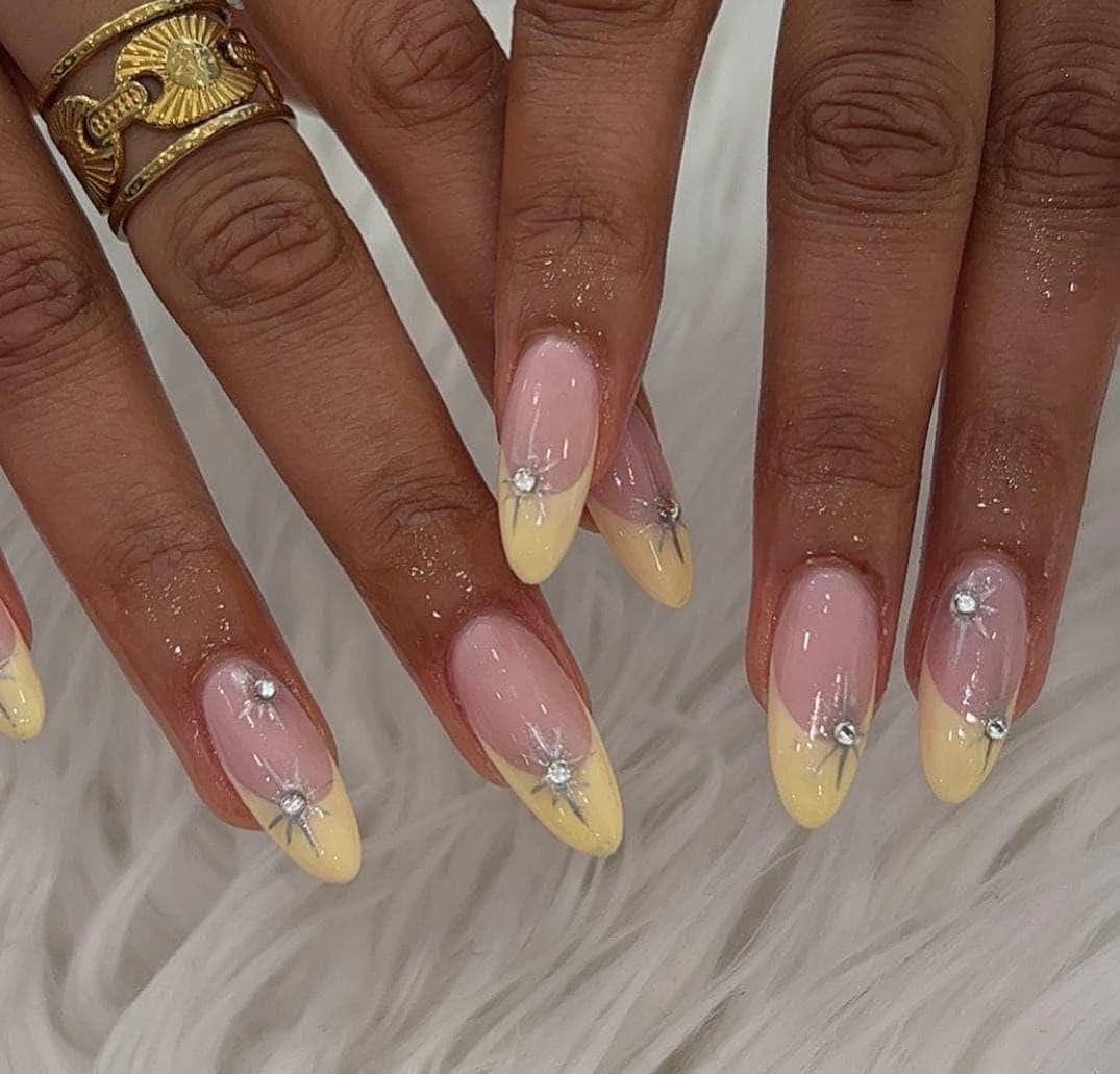 Handmade Press On Nails: Luxury, Almond Round Short, Hand Painted Custom, Gel
