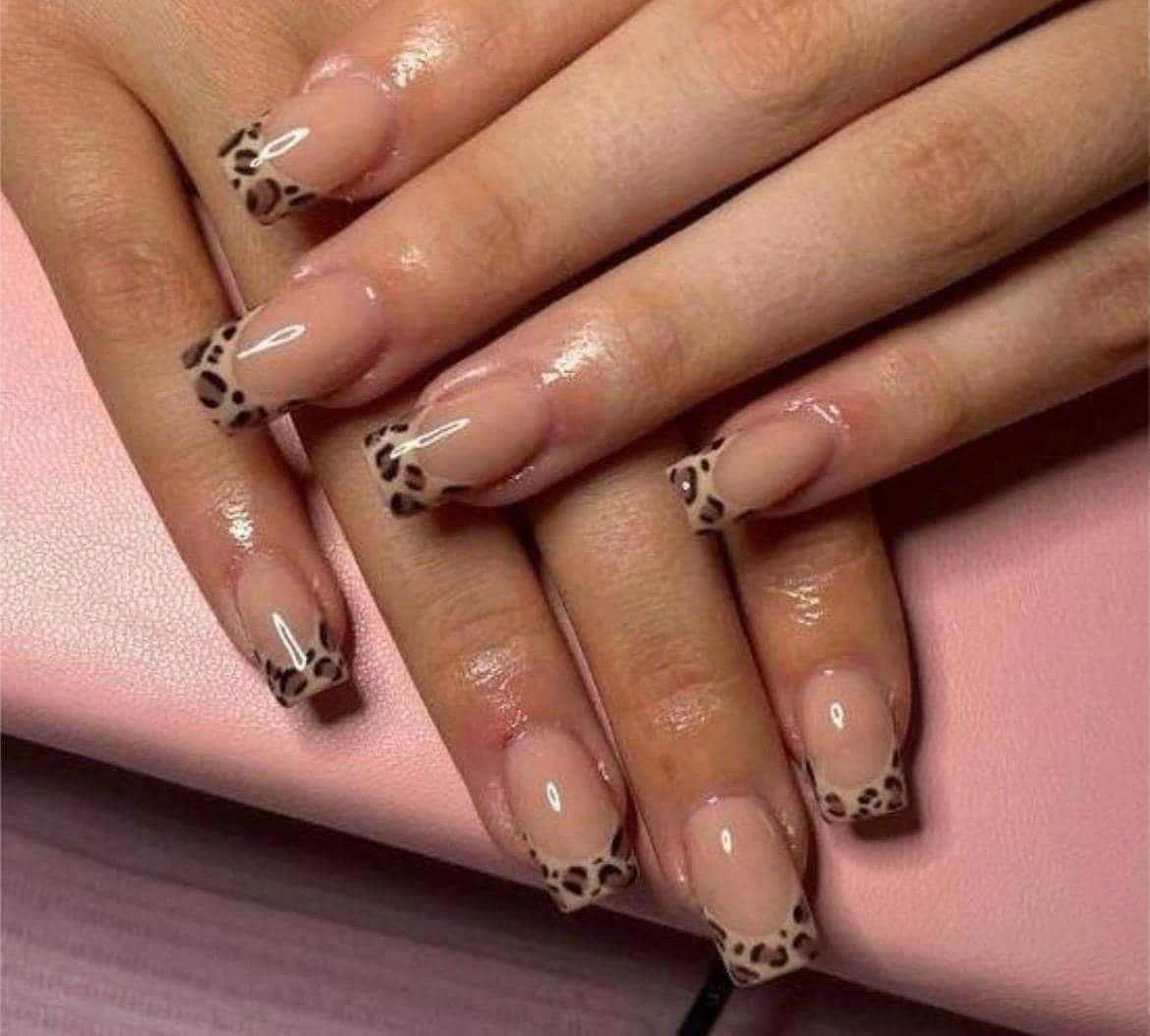 Handmade Press On Nails: Luxury, Almond Round Short, Hand Painted Custom, Gel