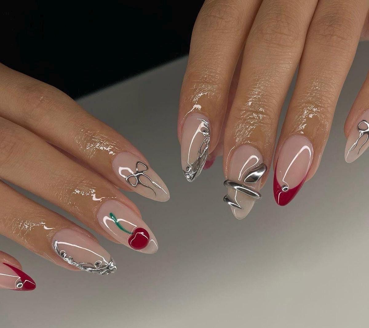 Handmade Press On Nails: Luxury, Almond Round Short, Hand Painted Custom, Valentines