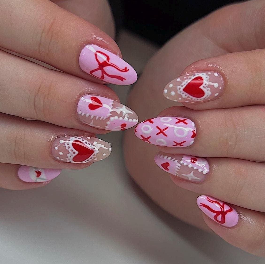 Handmade Press On Nails: Luxury, Almond Round Short, Hand Painted Custom, Valentines