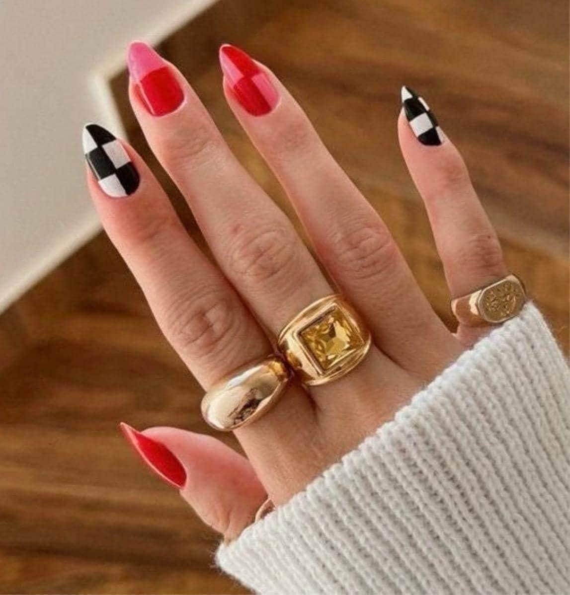 Pink Checkerboard Gel Press On Nails