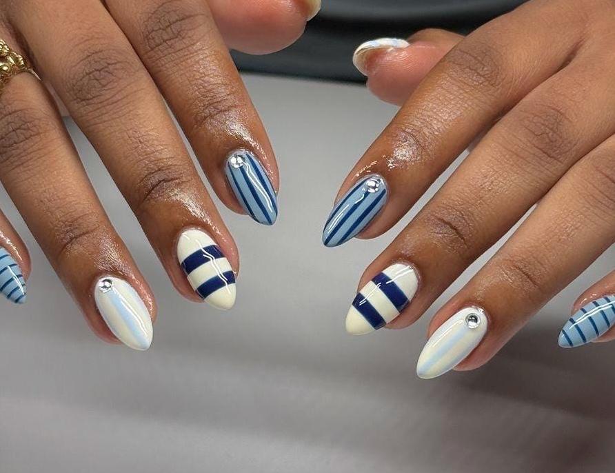 Handpainted Gel Press On Nails
