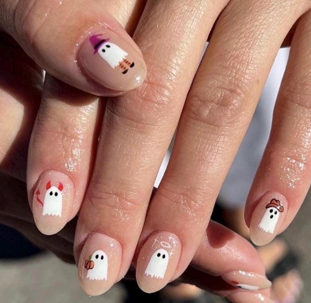 Premium Press On Nails: Custom Salon Quality, Handpainted, Trendy, Press Ons, Fall Autumn August October, Halloween Ghost, Fun, Cute Designs