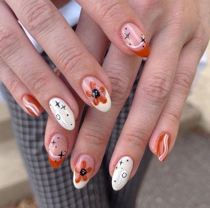 Premium Press On Nails: Custom Salon Quality, Handpainted, Trendy, Press Ons, Fall Autumn September October, Halloween Cute