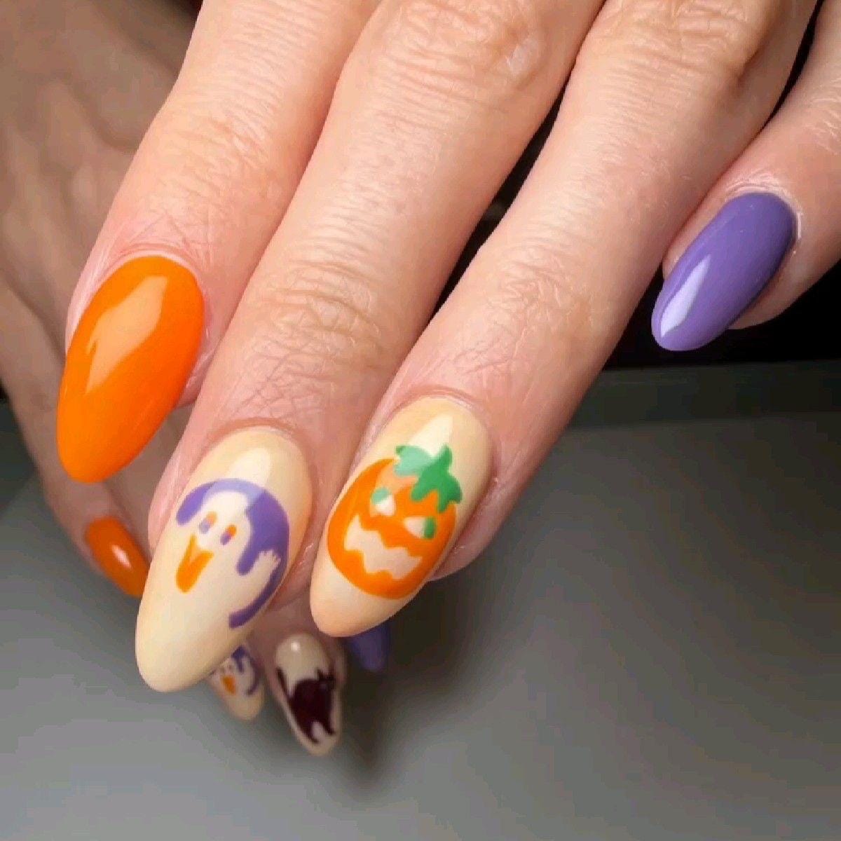 Premium Press On Nails: Custom Salon Quality, Handpainted, Trendy, Press Ons, Fall Autumn September October, Halloween Cute