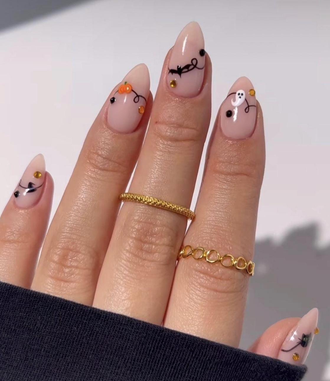 Premium Press On Nails: Custom Salon Quality, Handpainted, Trendy, Press Ons, Fall Autumn September October, Halloween Cute