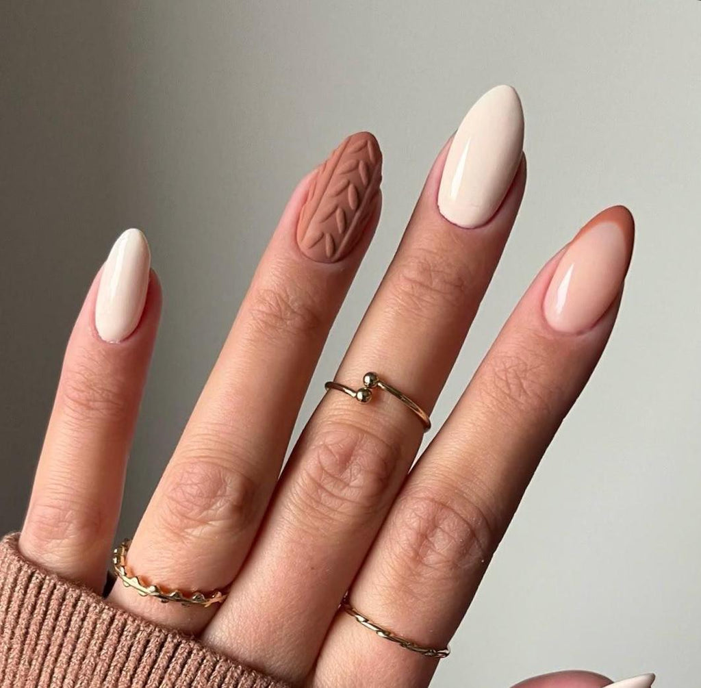 Premium Press On Nails: Custom Salon Quality, Handpainted, Trendy, Press Ons, Glue On, Fall Autumn, August October, Cozy Sweater Matte 3D