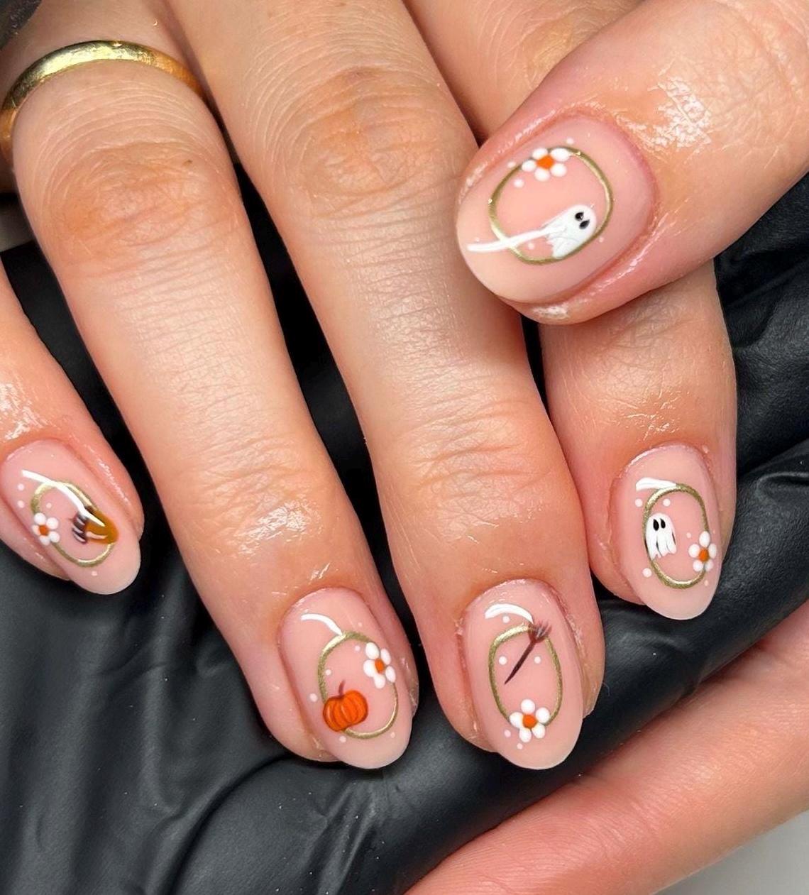 Premium Press On Nails: Custom Salon Quality, Handpainted, Trendy, Press Ons, Fall Autumn September October, Halloween Cute